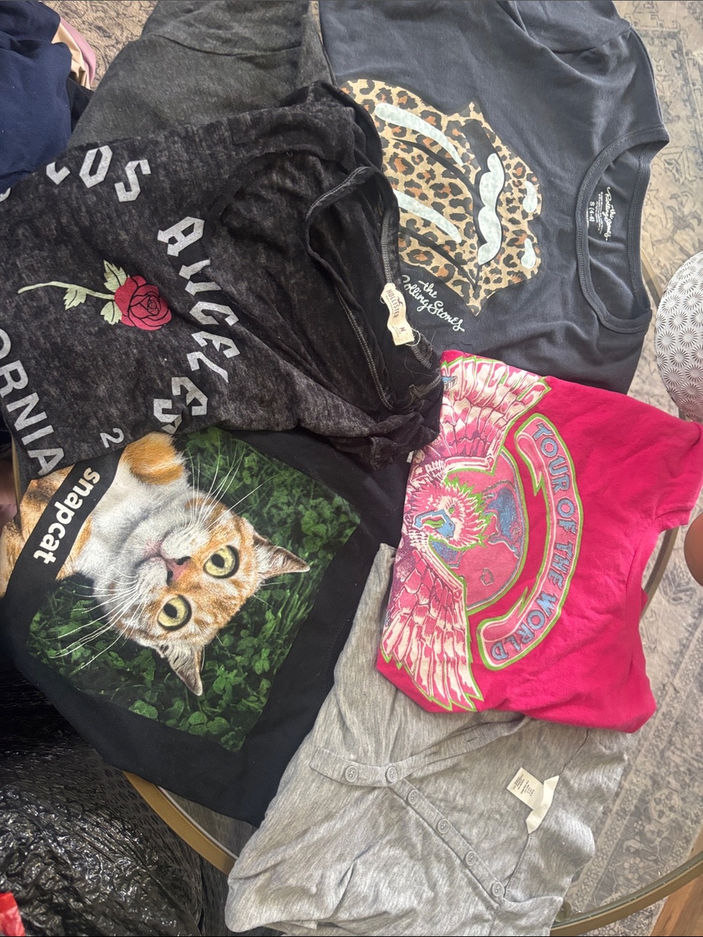 Trendy Graphic teas small-medium all included $10 for 6